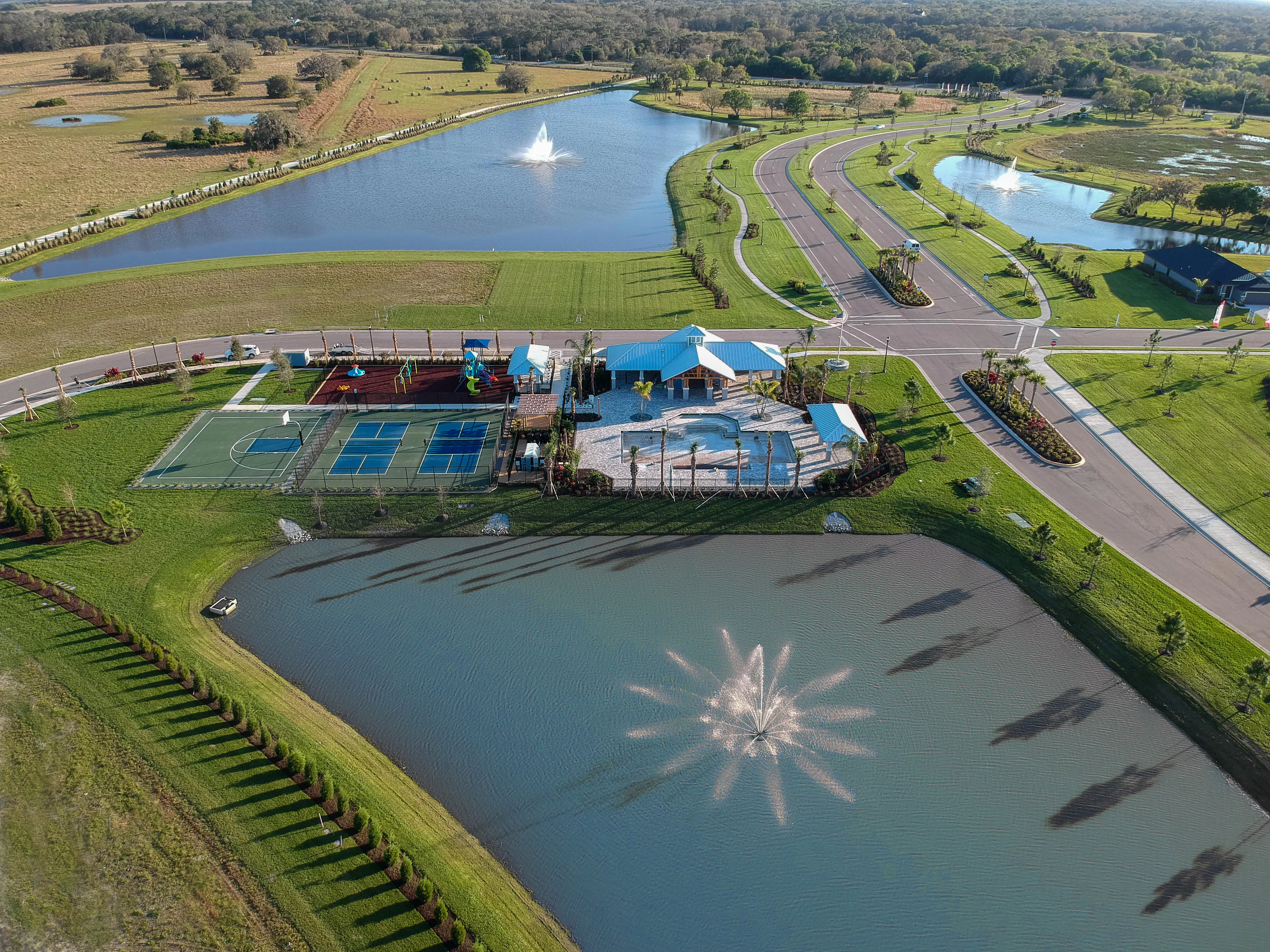 Common areas and amenities at Aviary at Rutland Ranch CDD community in Parrish, Florida